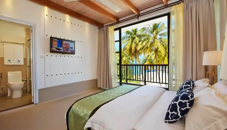 هتل کریستال سندز ویلامالدیو